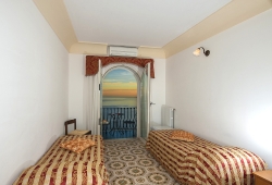 Quadruple room in Positano